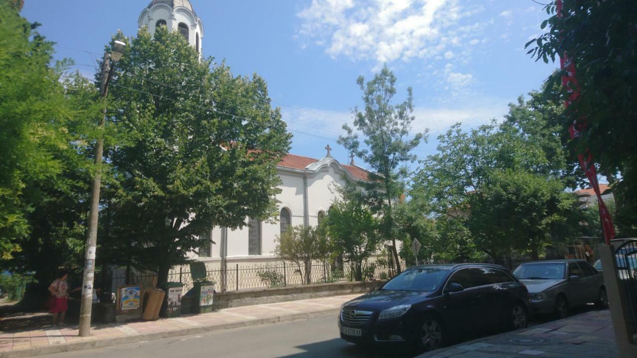 Apartament Treti Mart North Primorsko Zewnętrze zdjęcie